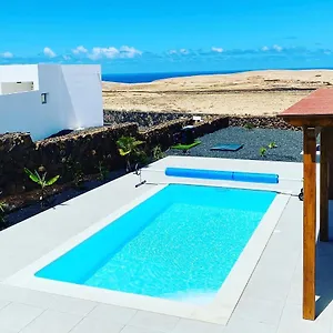 Casa Kira Tindaya